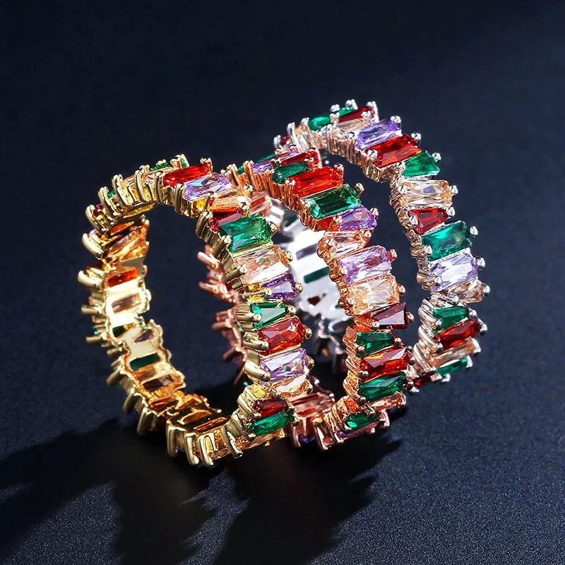 Hot Selling Couple Gift Finger Ring Colorful Iced Out Cubic Zirconia Mirror Polishing Wedding Engagement Eternity Ring for Women