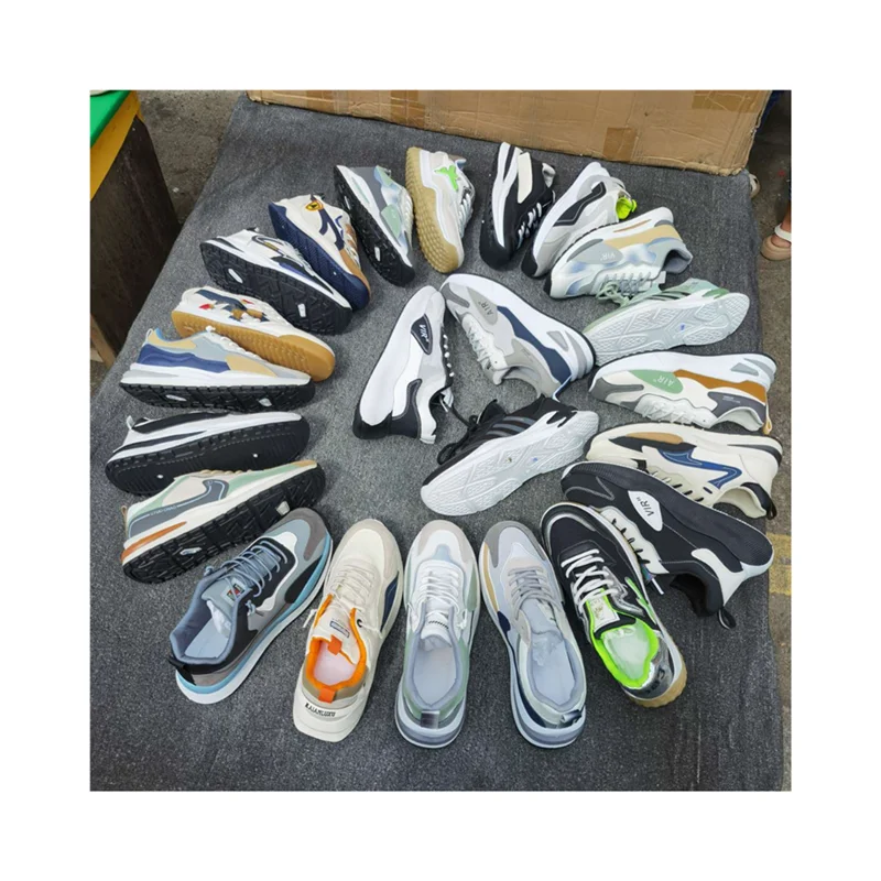 MD714 Bulk Wholesale men sports casual male fashion sneakers mixed type for mens black shoes stock used men