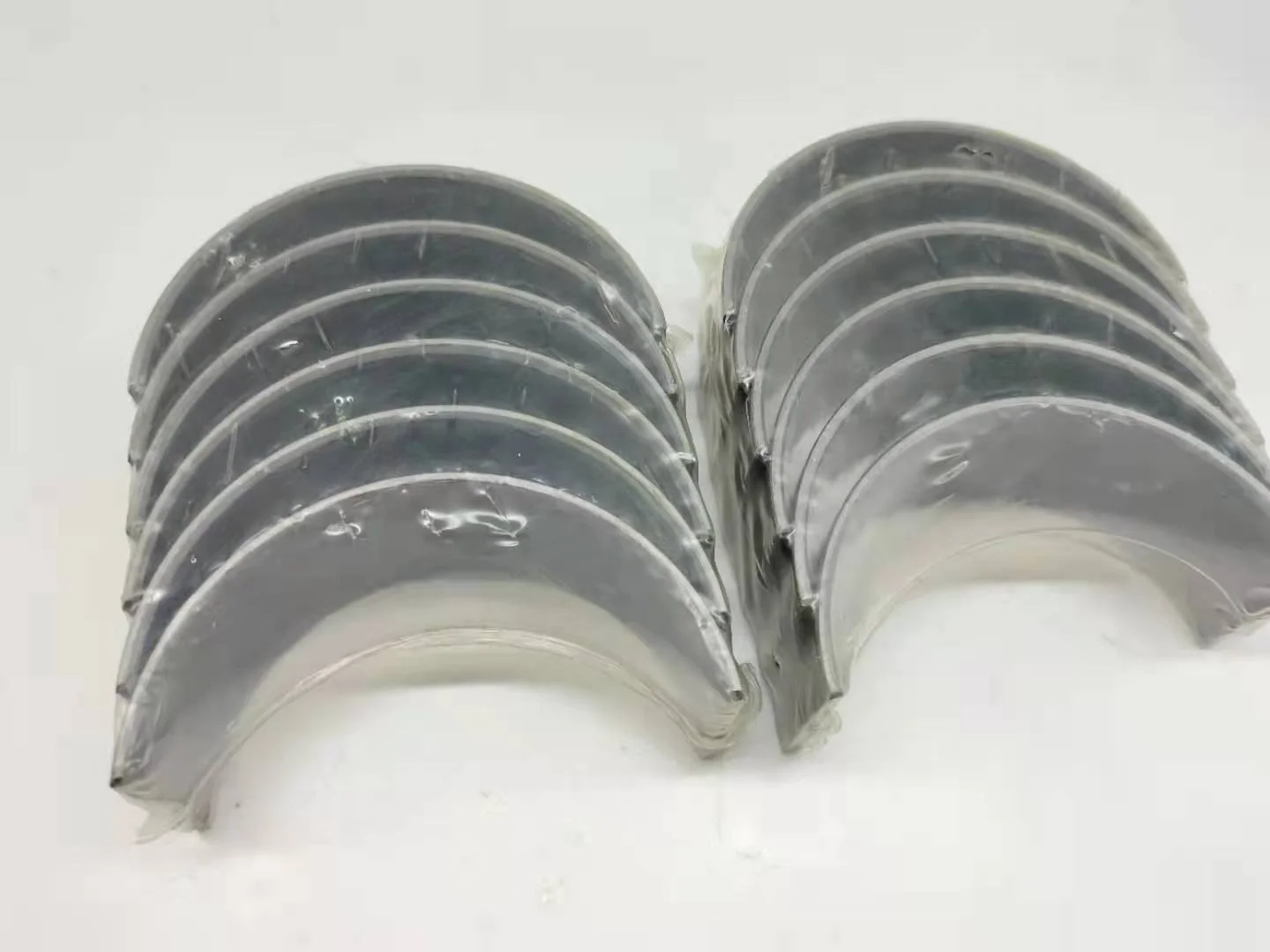 Connecting Rod Bearing 3901170 Main Bearing 4955860 For 6BT5.9 6BT Engine original parts