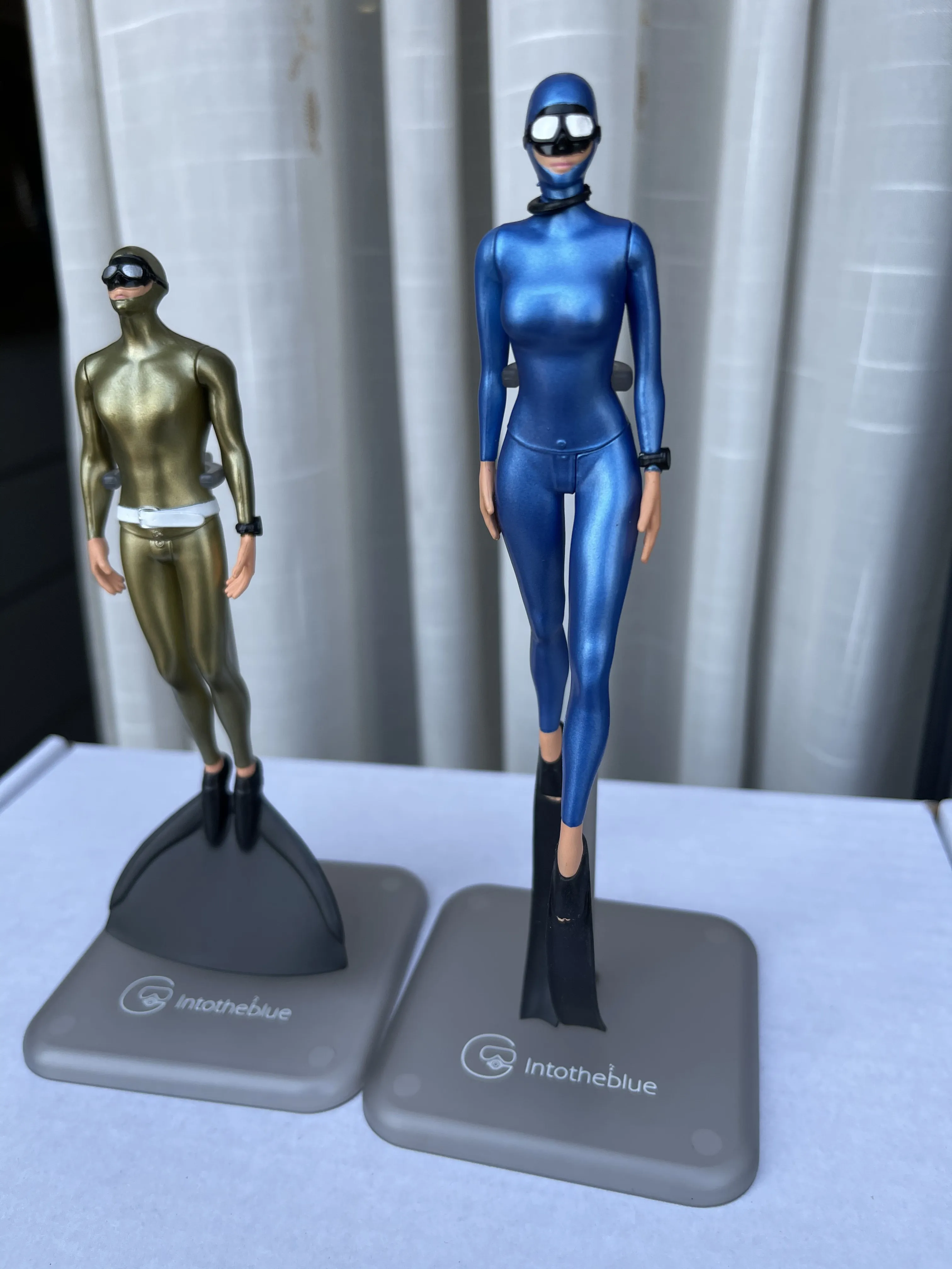 intotheblue PVC freediver miniature model with bifins monofin for desktop decoration