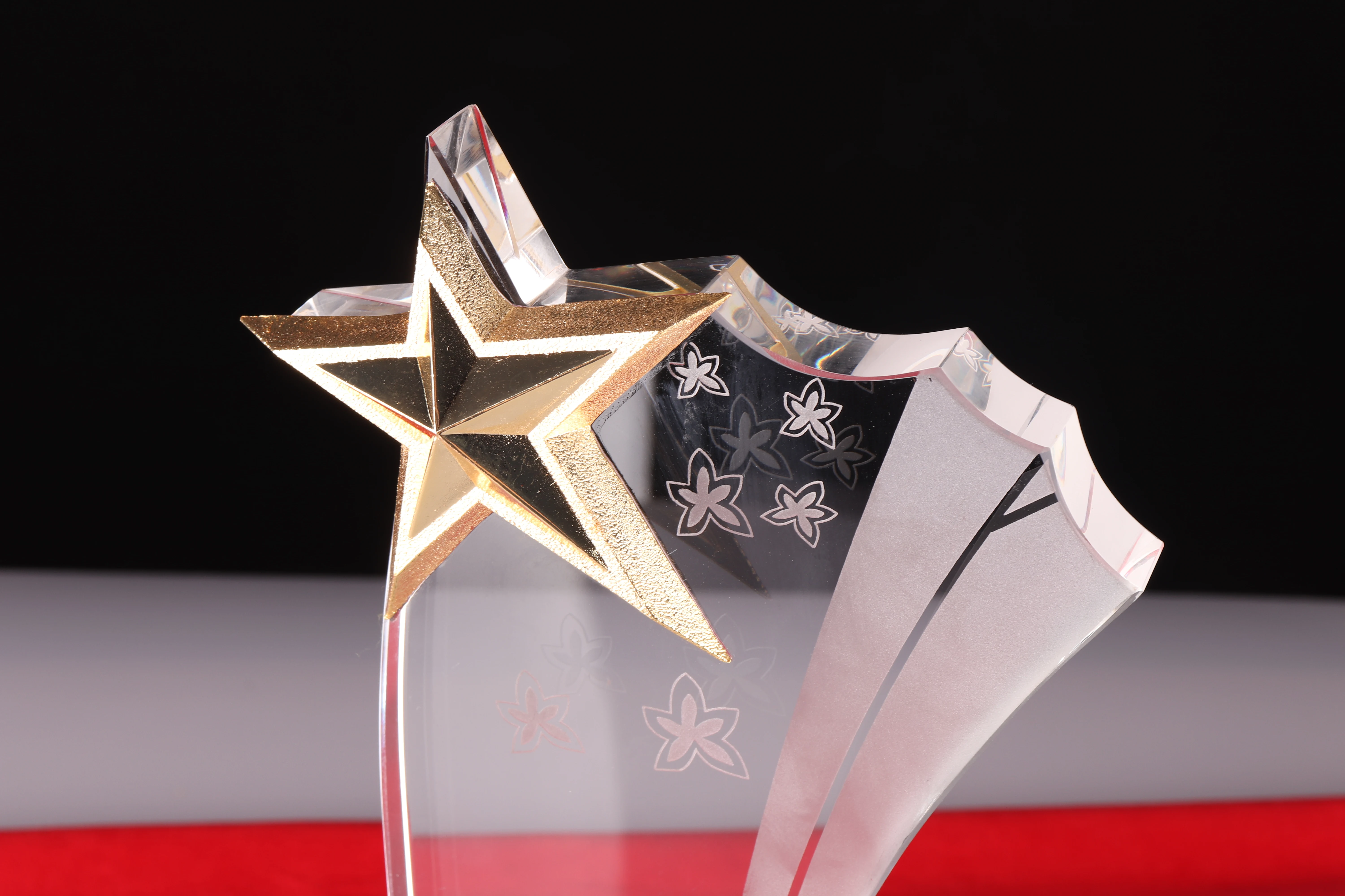 Pujiang Wholesale Optical K9 Crystal Glass Trophy 2020 Personality Customized Blank Award Trophies for Uv Printing