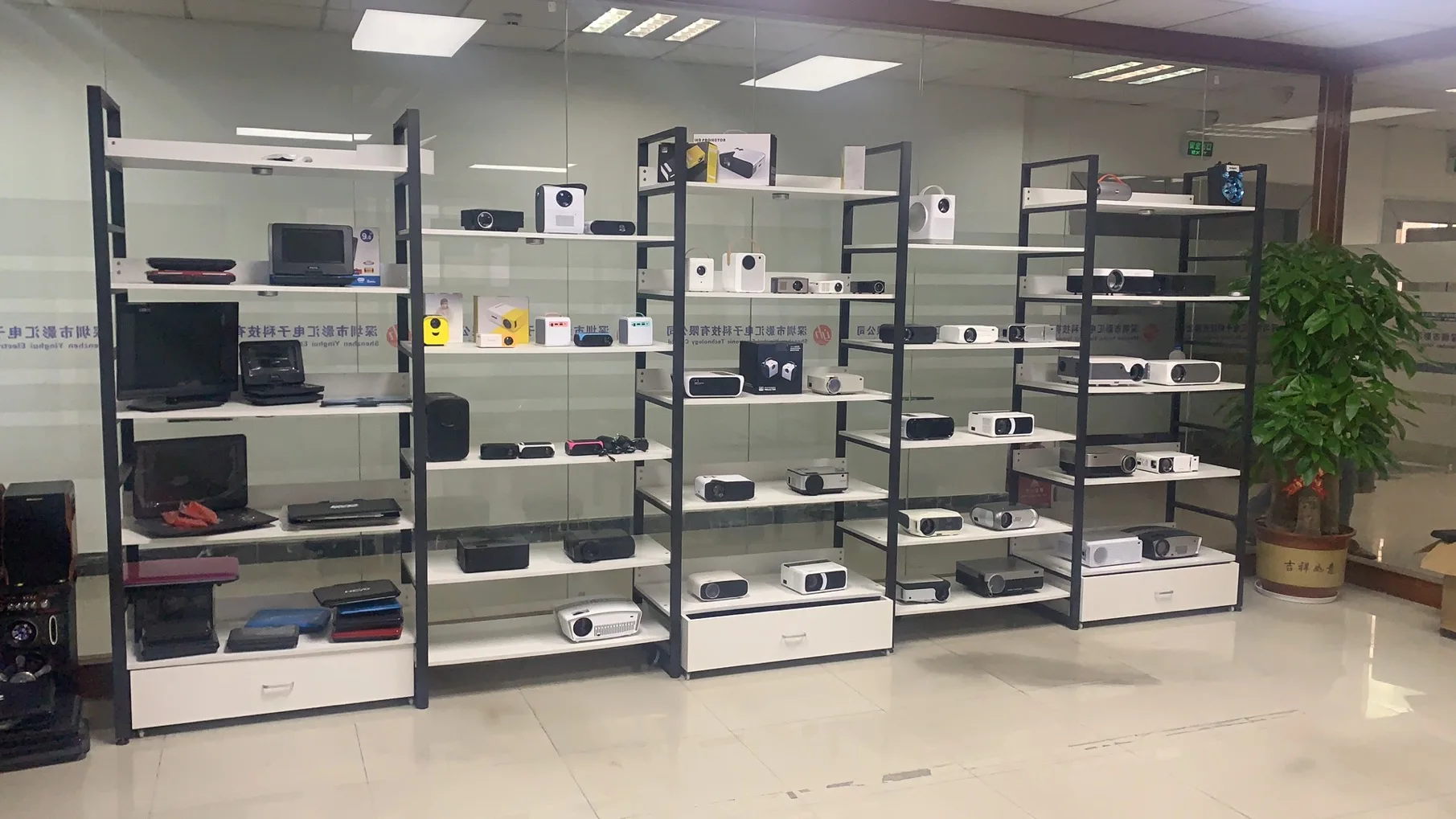 mini projectors home theater outdoor mini indoor moving buy mini pocket projector mini data projector for sale