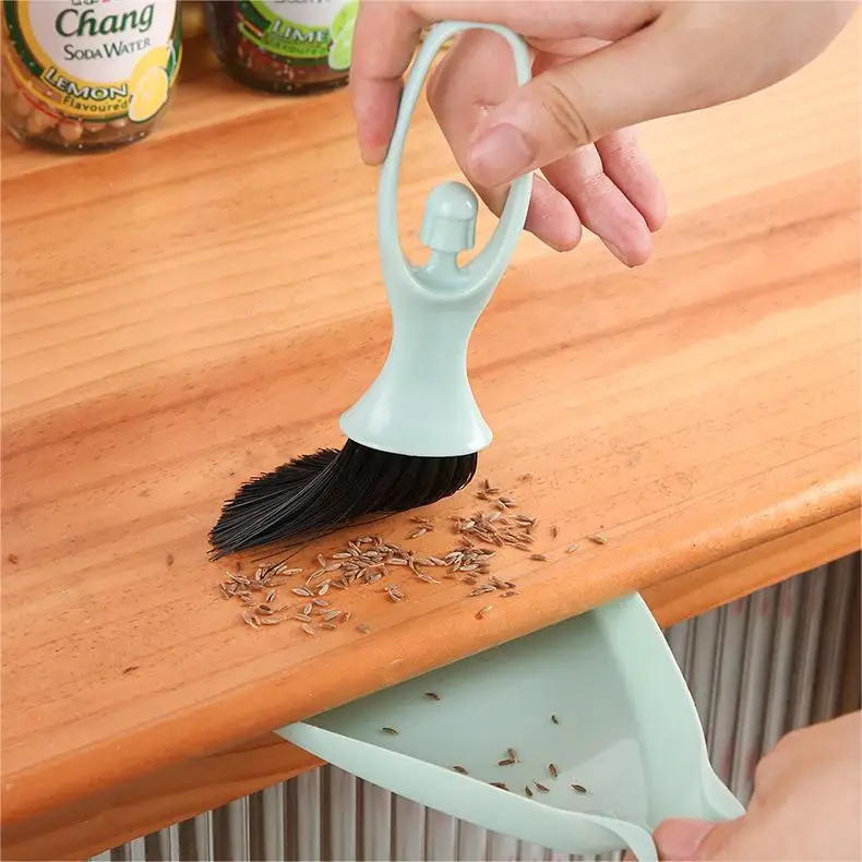 Набор маленьких метал и совков