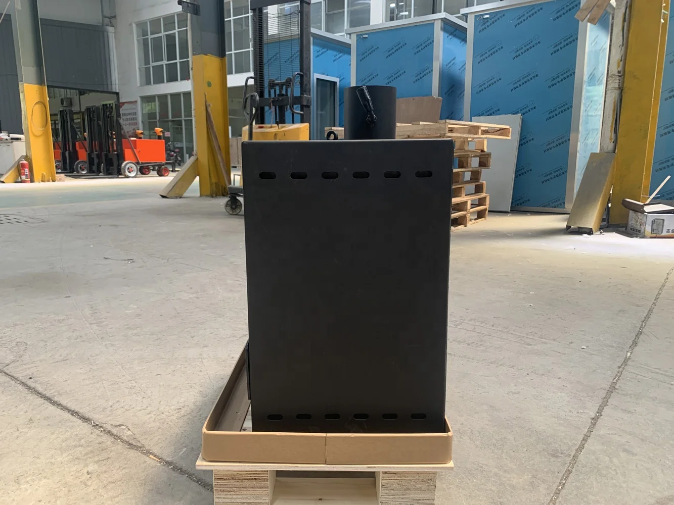 China Factory Direct Hot Selling Steel Fireplace Insert BSC340