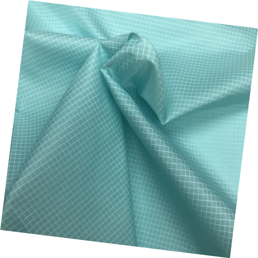 High quality 400T  0.25*0.28cm ripstop water resistant taffeta fabric for skin coat and light jacket