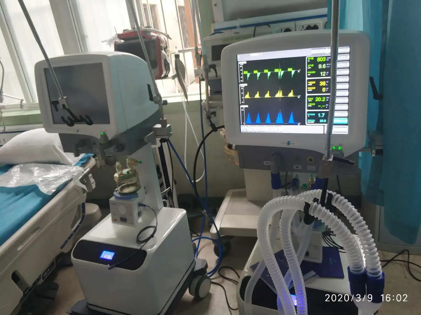 Hospital ICU Department S1100A Medical Ventilator for adult, pediatric and neonatal with certificate ISO