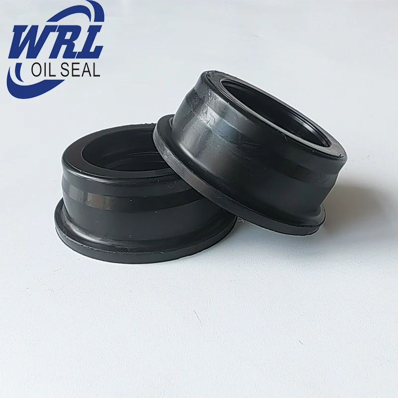 Engine Parts Spark Plug Oil Seal MD198128 Gasket Selling Oil Seal 6G72 6G74 Oil Seal  for mitsubishi