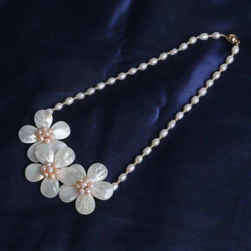 Natural Rice Shape Flower Freshwater Pearl Necklace Jewelry Set Sea Shell Necklace For Women