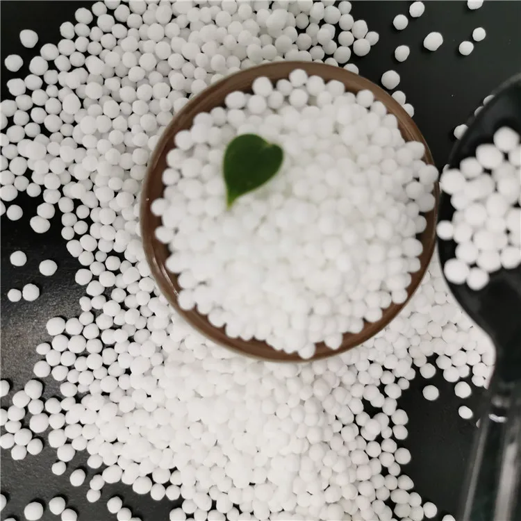 Приллированный и гранулированное удобрение Urea46