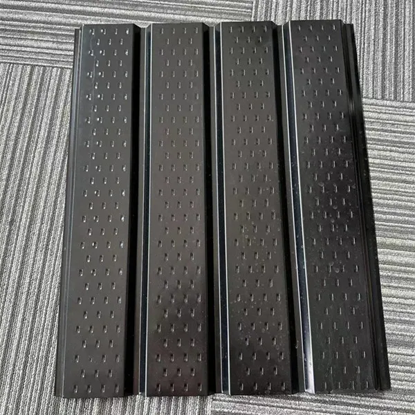 double 5(D5) non-vent aluminum soffit