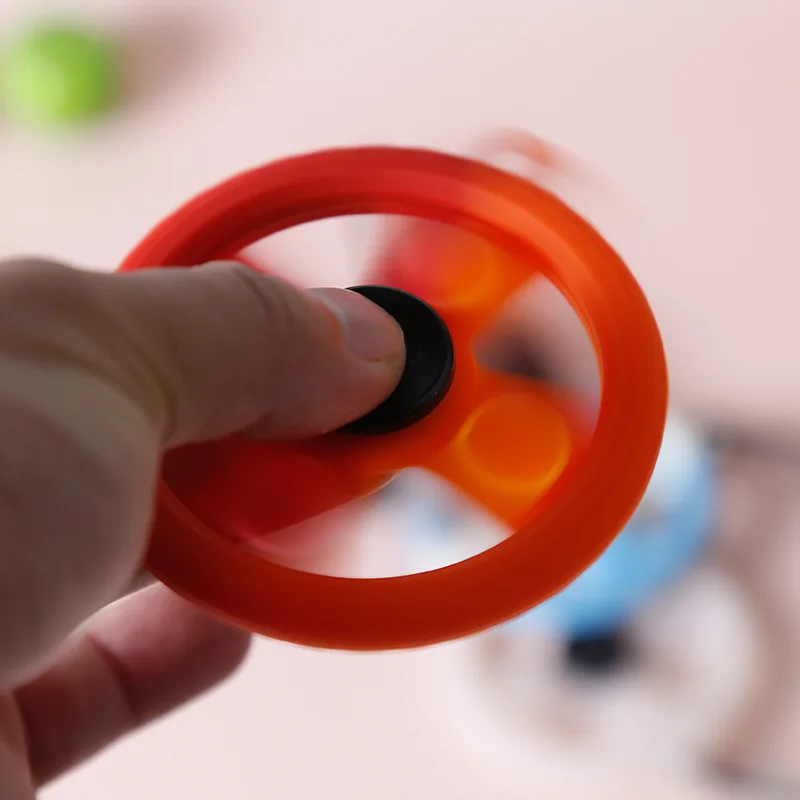 Rotatable Handheld Mini flying fidget spinner finger keychain fidget toys