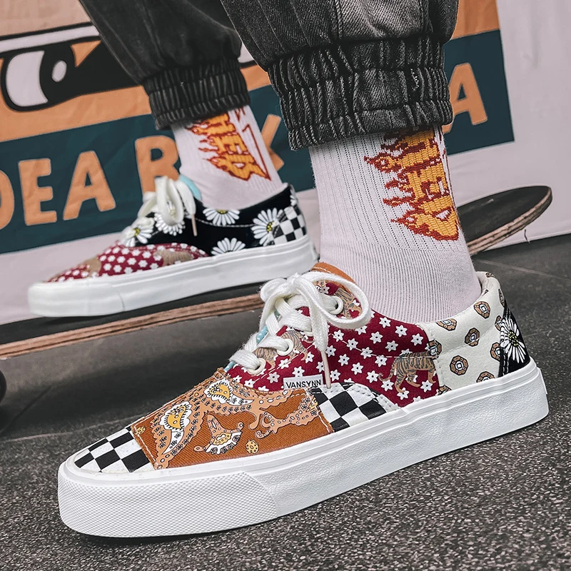 Flat Sole Shoes For Men Custom Sneakers Gold Sneakers