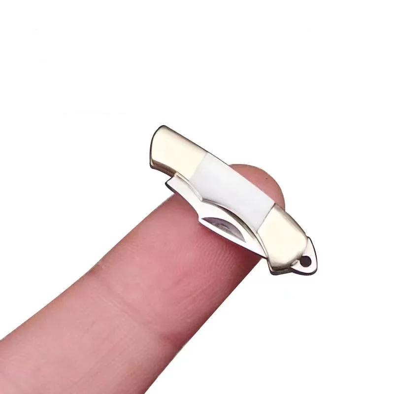 Portable Folding Mini Pocket Knife Multifunction Keychain Pendant Camping Outdoor Small Knives Cutter Opener Unpacking Hand Tool