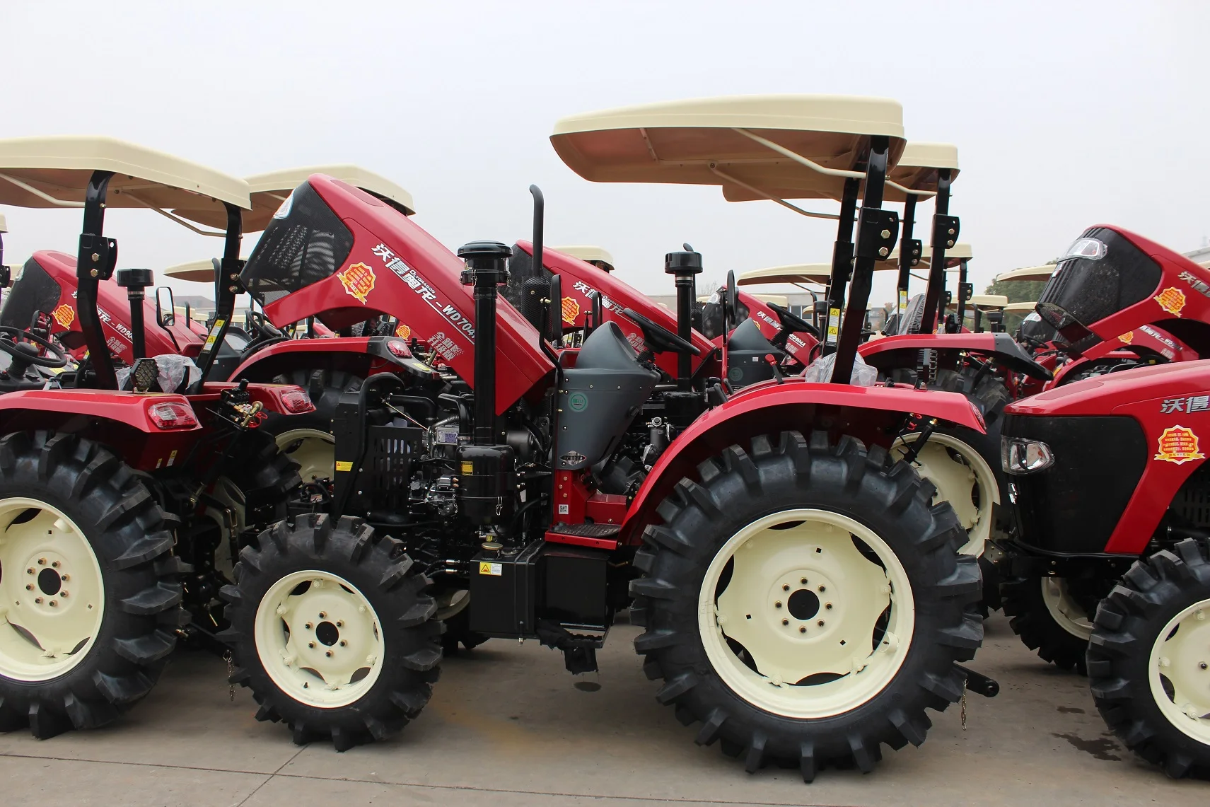  Новая сельскохозяйственная машина трактор 110HP world четырехколесный WD1104 для сельского