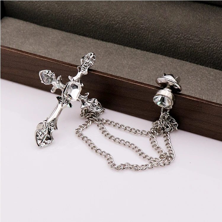 Souvenir Custom Luxury Metal Brooch Pin Crucifix Cross Badge Fashion Crystal Rhinestone Decorative Lapel Pins For Clothes