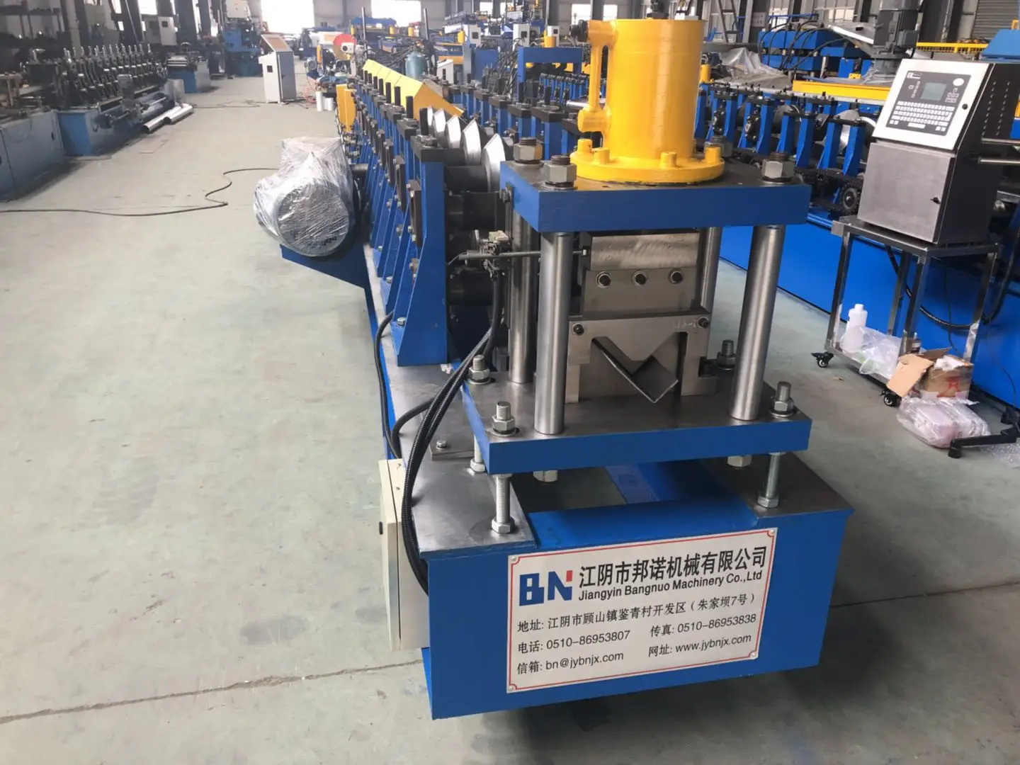 Combined Stud And Track Rolling Forming Machine Light Gauge Steel C U Track Framing Machine Hat Omega Making Equipment Material