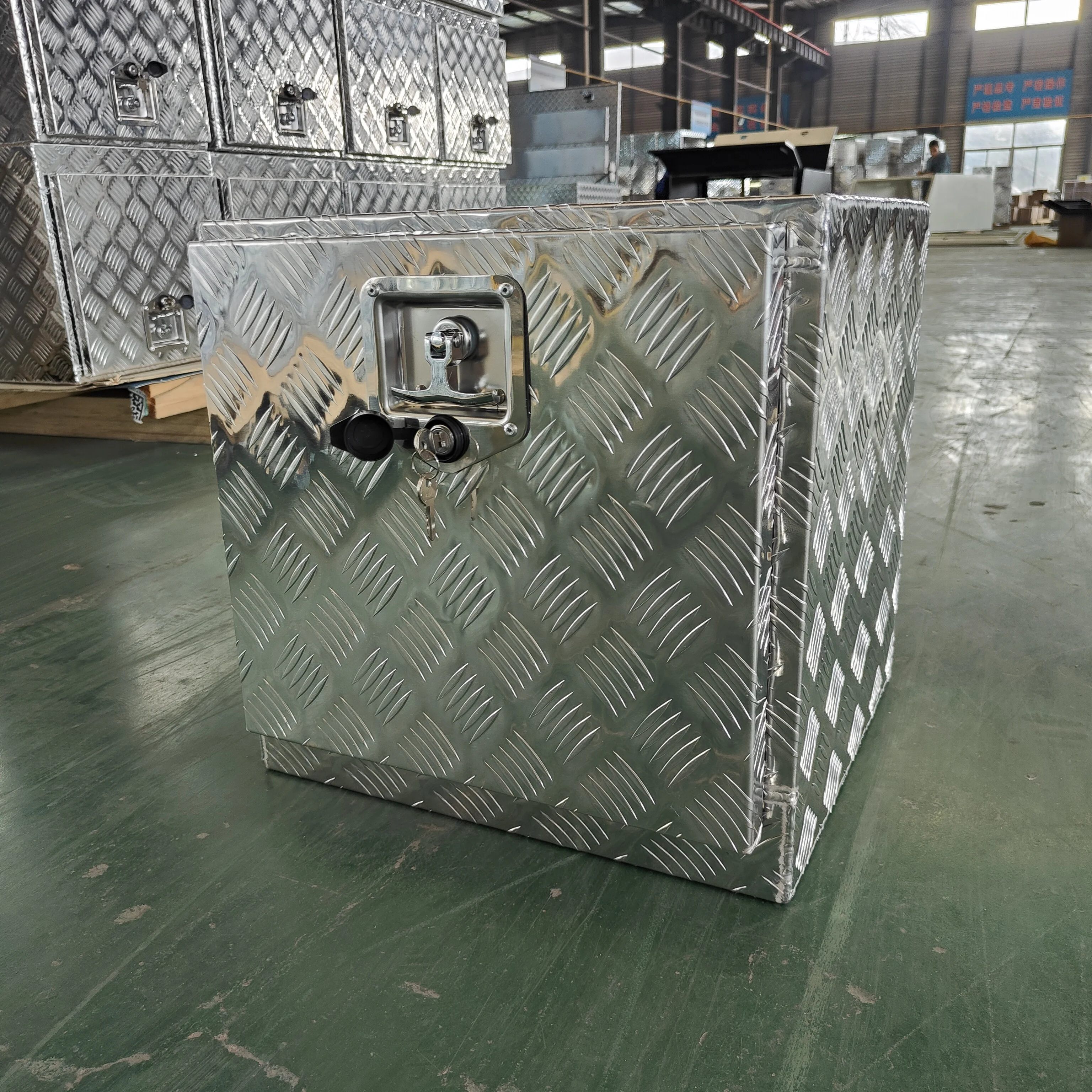 Aluminum Diamond /checker plate underbody Truck  Tool Boxes