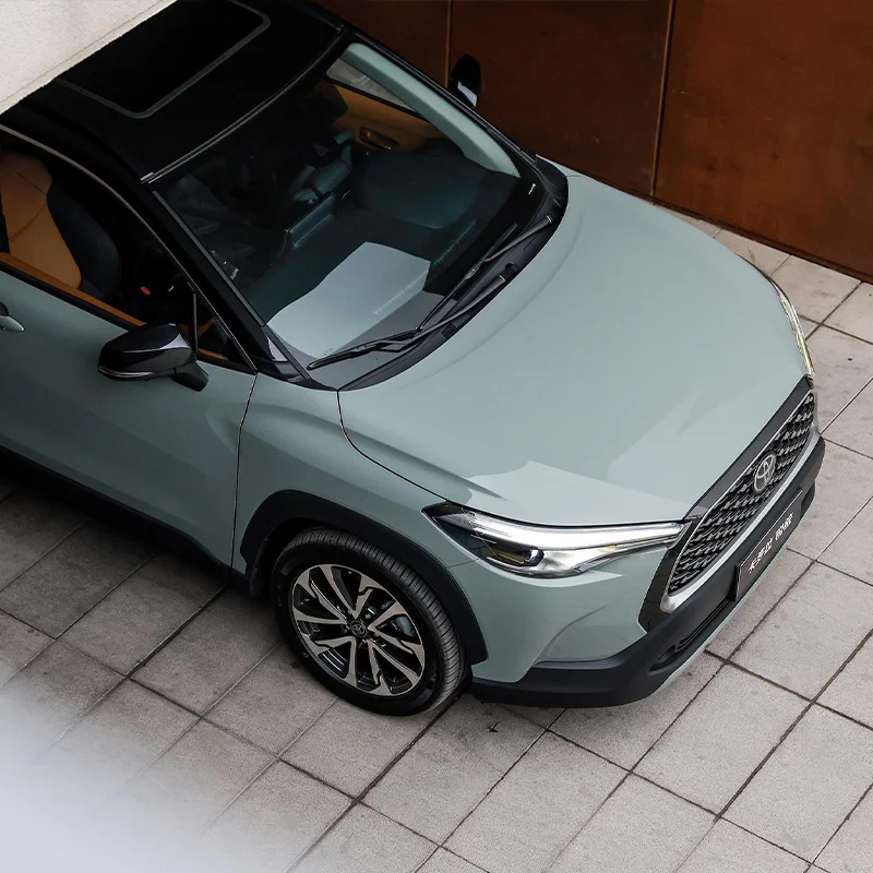 Toyota Corolla крест гибрид 2023 внедорожник новый автомобиль