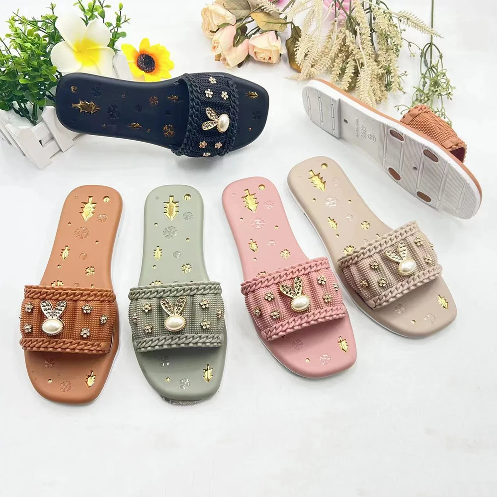 High Quality Fashion Ladies Sandal And Slippers Flat Sandals Chappal For Women