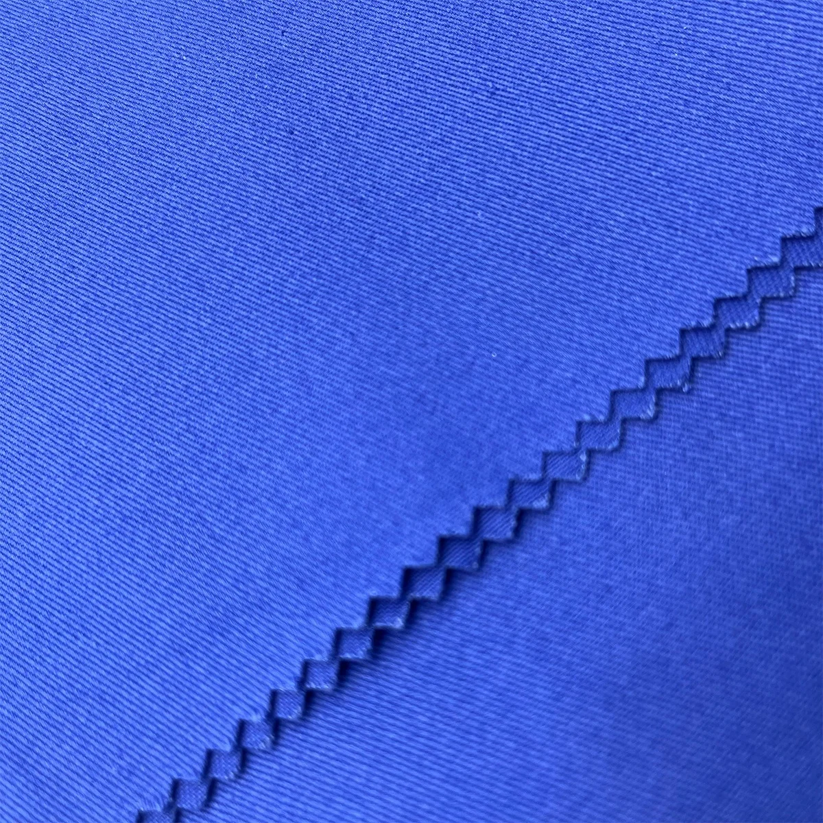 Textiles fabric manufacturer supplier cheap price wholesale royal blue woven 2/1twill 100% cotton workwear uniforms fabric