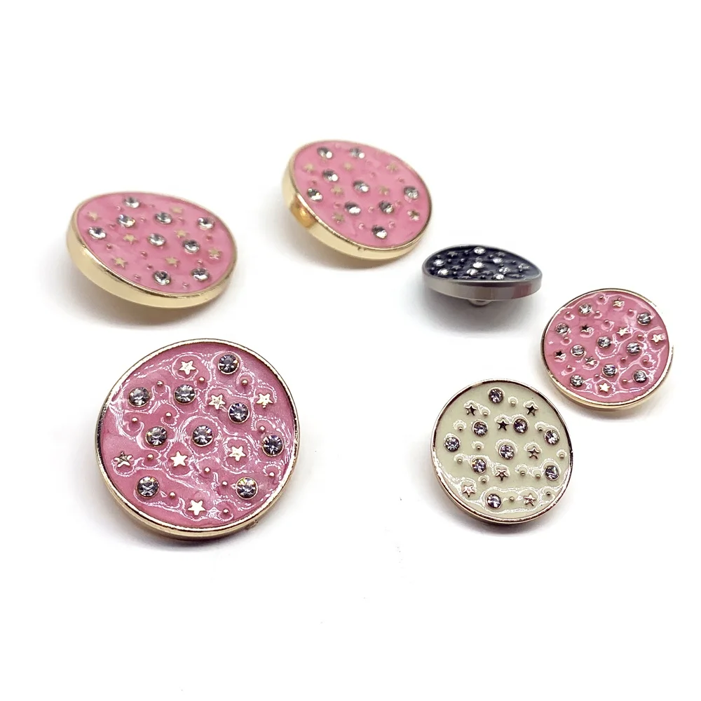 
 Высококачественные, прочные, с использованием различных аксессуаров для ткани со звездами и стразами, пуговицы для шитья со стразами  