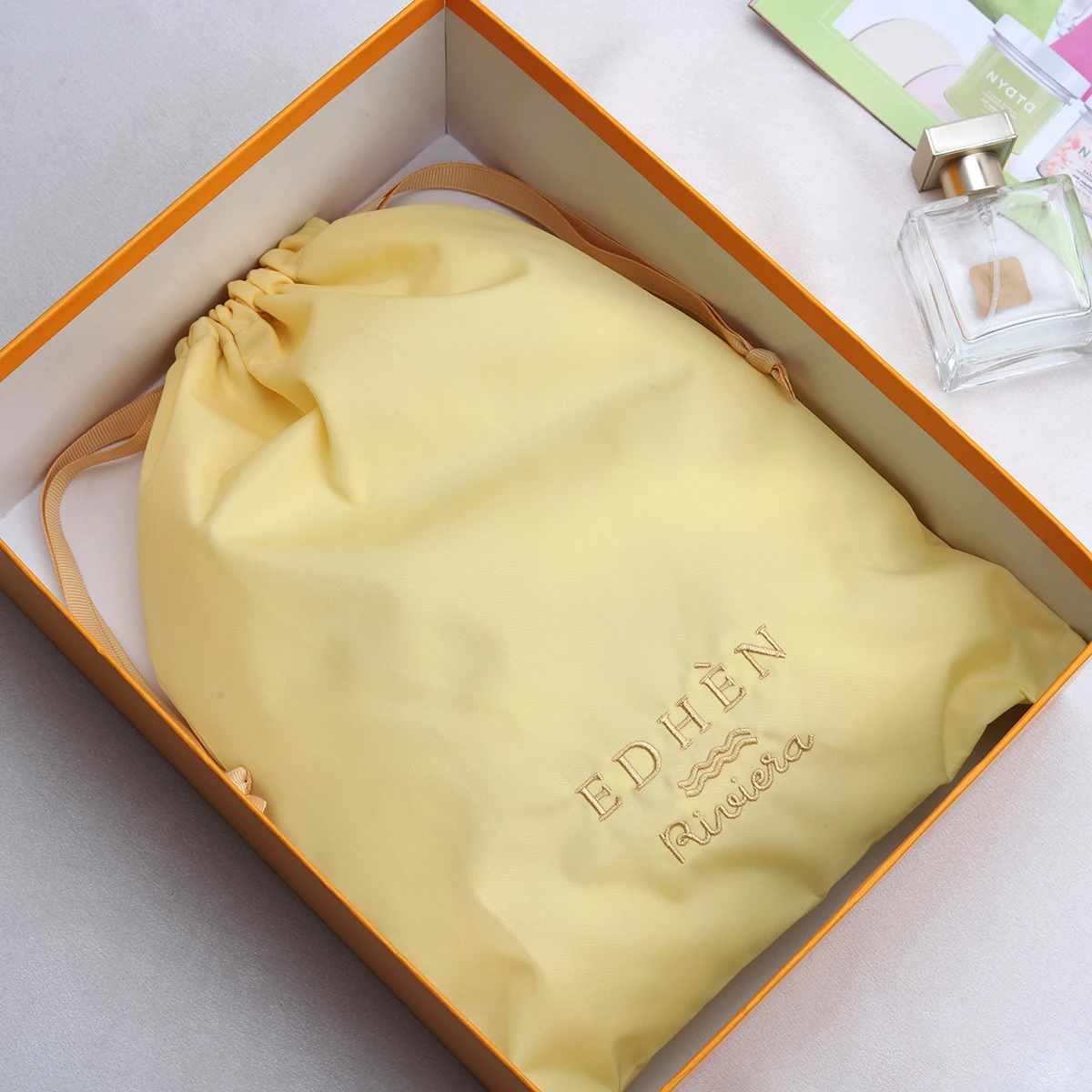 Custom Logo And Size Fashion Luxury Nylon Waterproof Drawstring Dust Pouch Gift Handbag Packing  Bag
