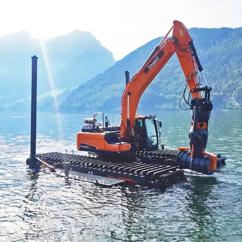 Grading and leveling Amphibious fuel tank amphibious trenching machine