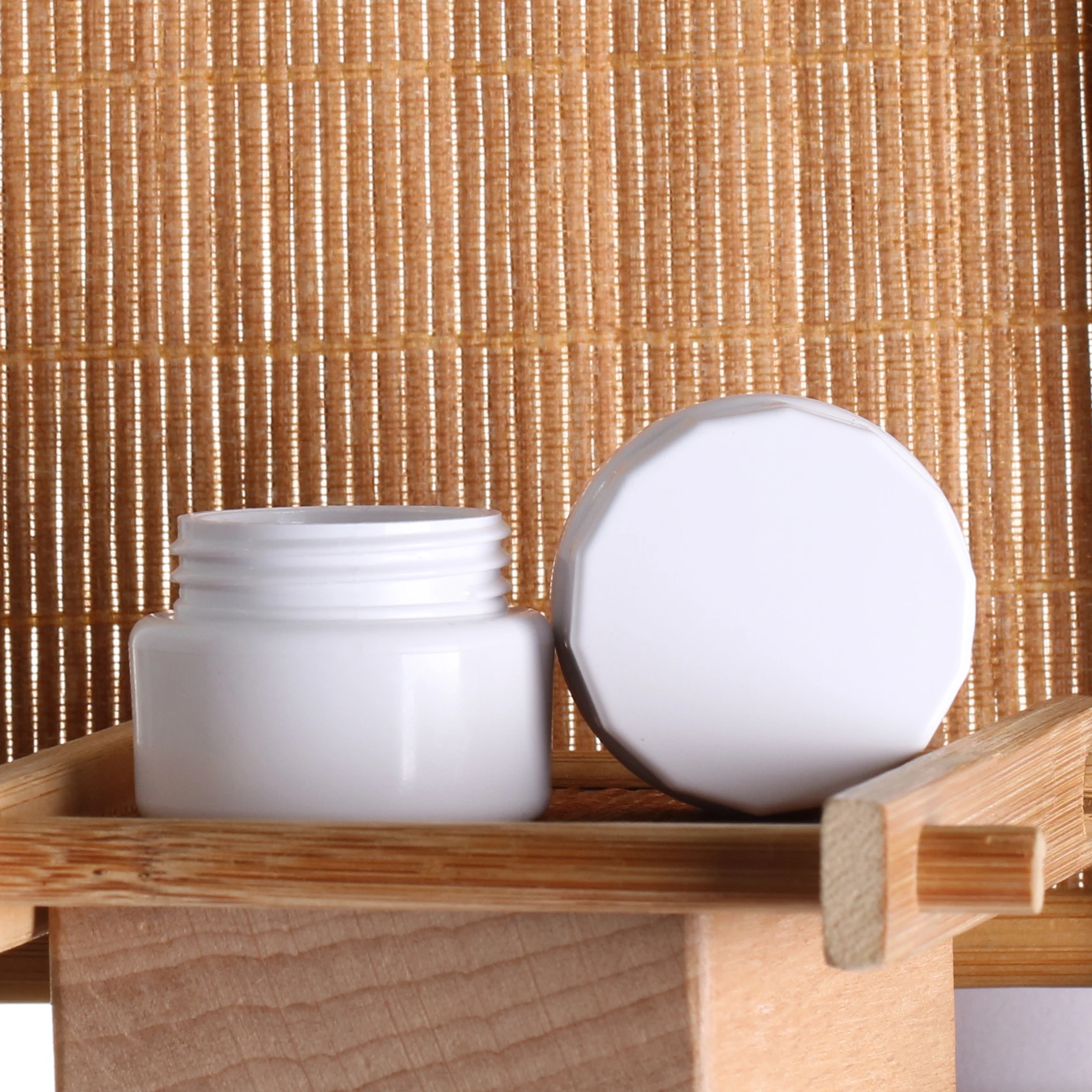 5g white round wine bottles mini nutella colorful plastic cream  high quality package jar