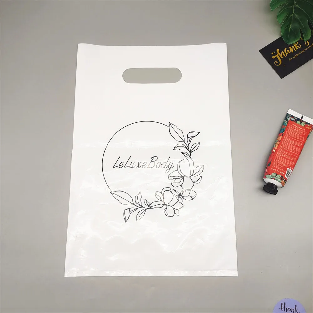 Four Finger Bag Custom Flat Mouth Gift Clothing Plastic Punching Handbag logo Shopping