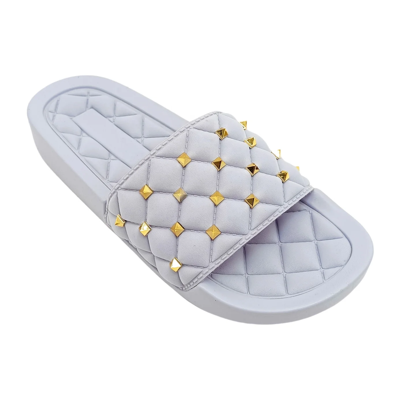 Popular Rivets Flat Sandals For Ladies Flip Flops Outdoor Women Casual Shoes Sponge Slippers