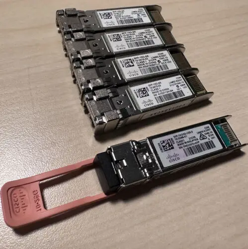 Cisco 25 Gigabit Modules SFP-10/25G-CSR-S 10/25GBASE-CSR SFP28 Module for MMF Dual LC/PC connector 850nm