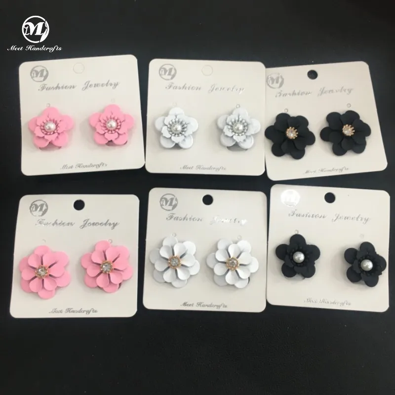 Wholesale Women Floral Petal Stud Earrings Custom Colored Pink Flowers Clip Earrings