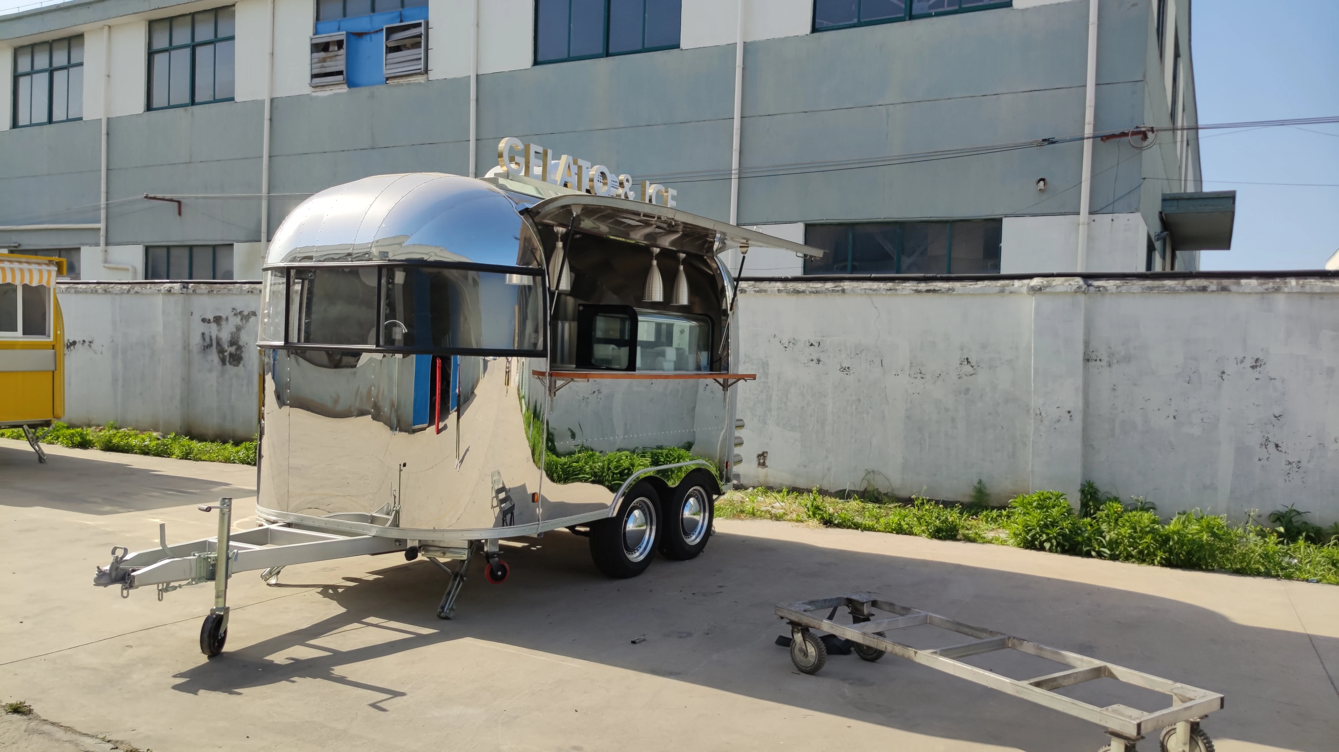 mobile catering trailer two story food truck with VIN