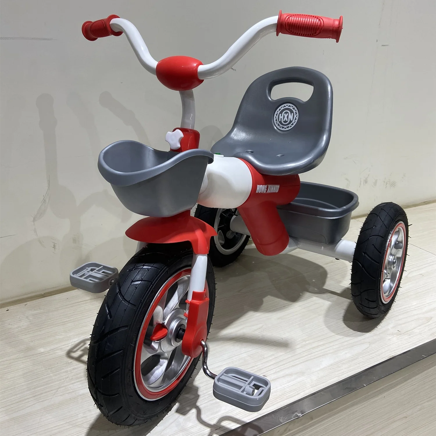 New Fashion Baby Tricycle Steel Kids Tricycle with Music/plastic Tricycle for Kids 1-6 Years/cheap Baby Mini Bicycles