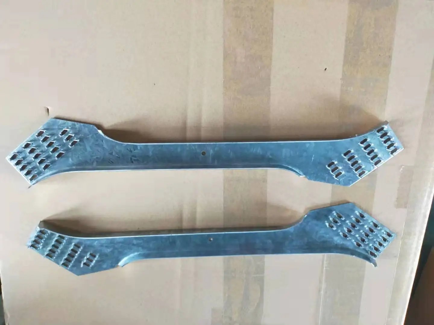 Woodworking Engineered  Galvanized steel  metal building material web joist hangers