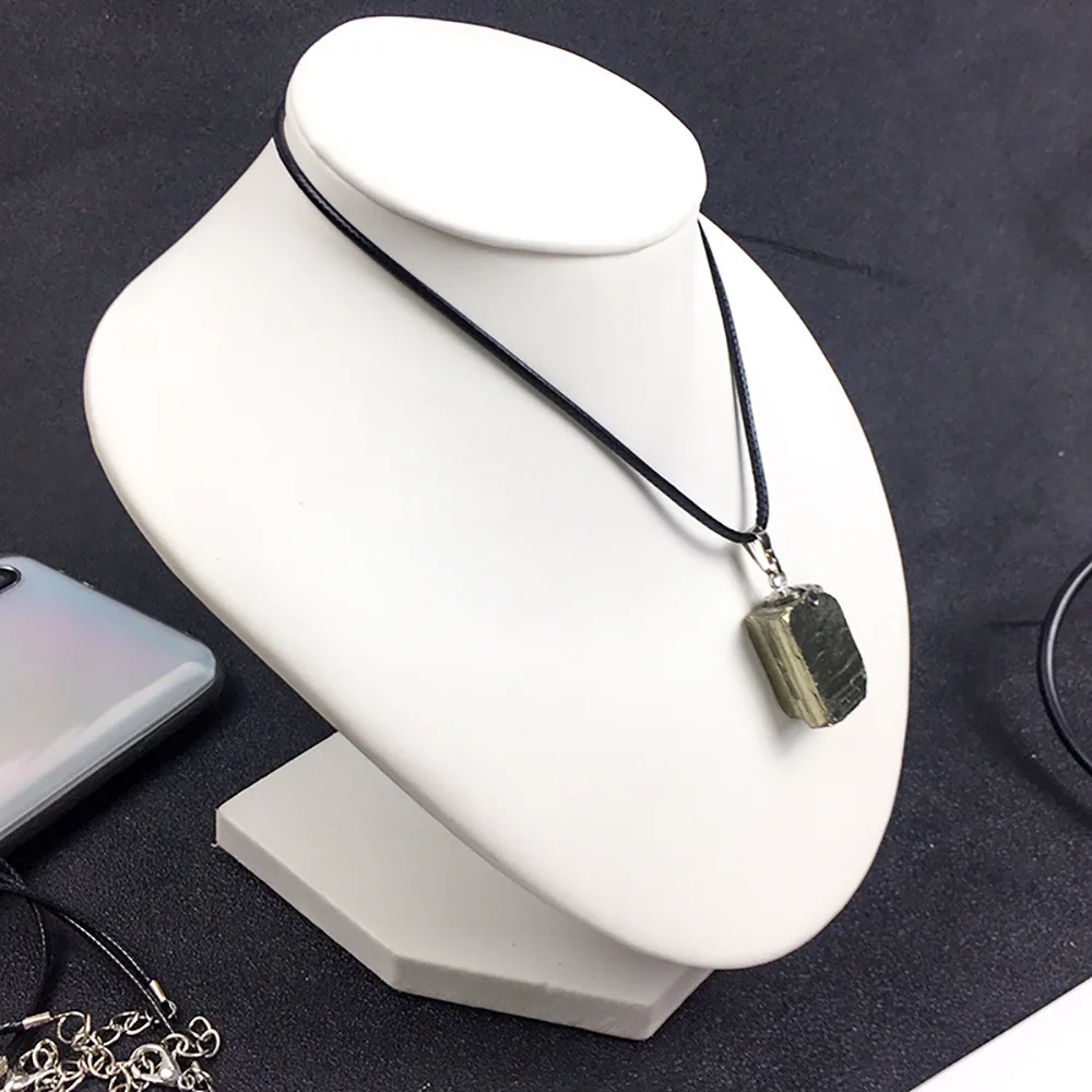 Кулон из натурального пирита