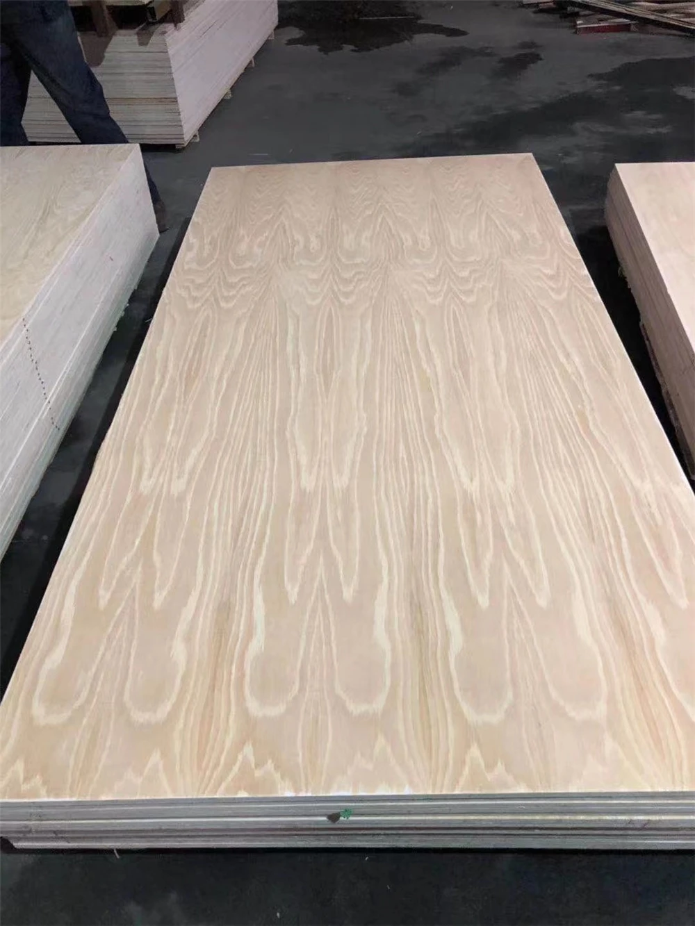 Good quality  3mm 5mm 9mm Natural Melamine Paper Wood Veneer Mdf Boards For Furniture