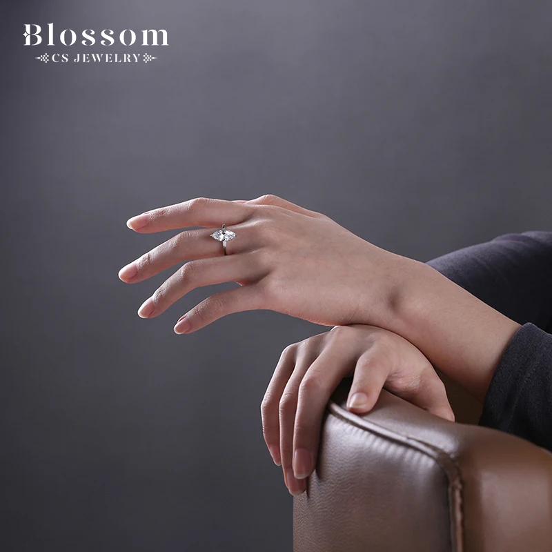 Alibaba Jewelry Ring Manufacturer Pear Shape Aaa Cubic Zirconia Waterproof Ring