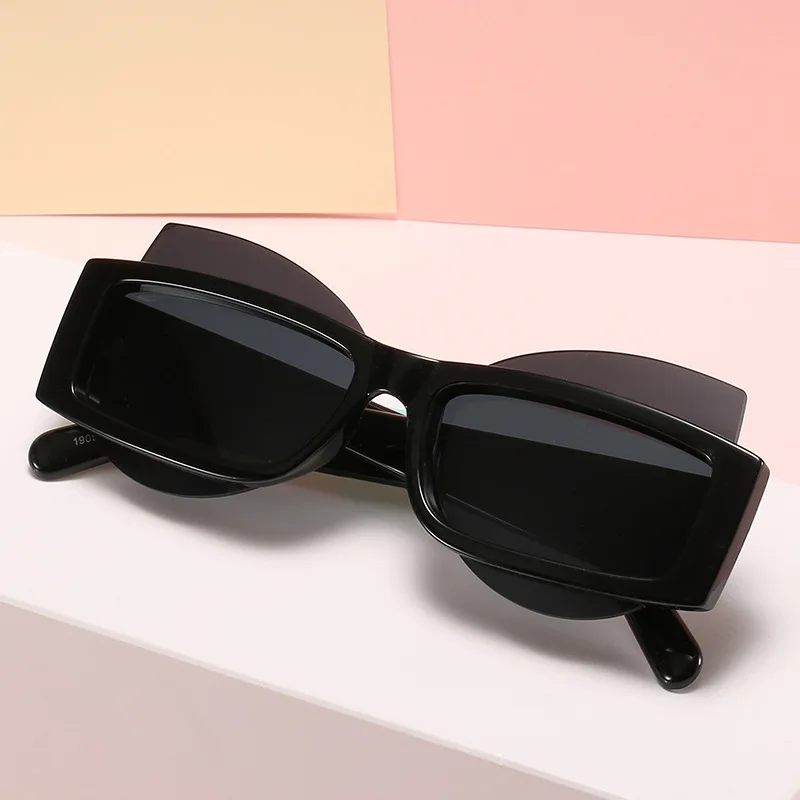 Fashion Sunglasses Newest Ladies Vintage Square Butterfly Sunglasses Trendy Women Shades Sun Glasses Wholesale