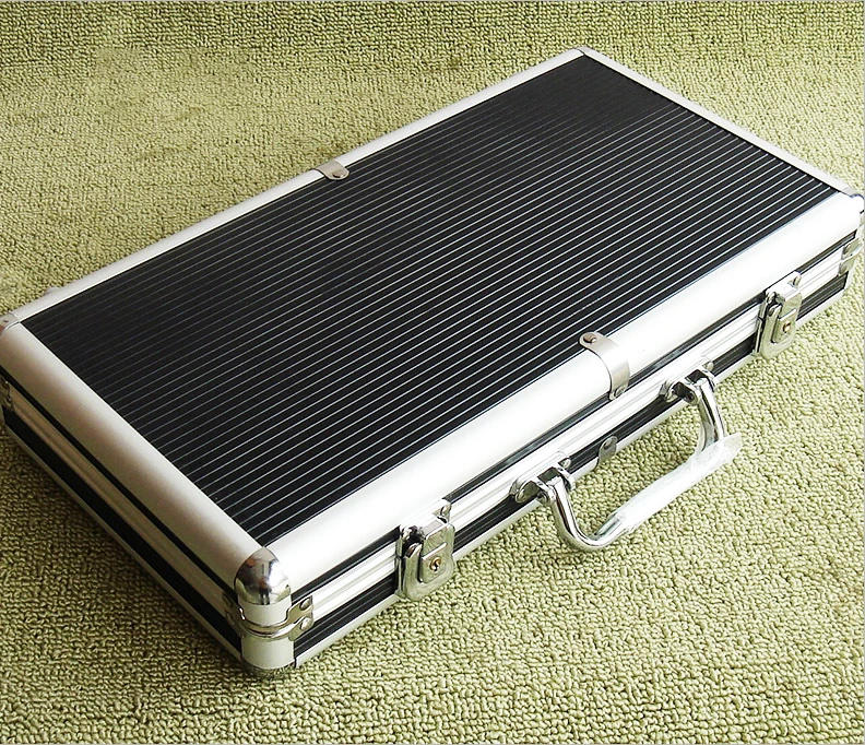 300pcs Poker Chips Wholesale Aluminum case for Poker Chips Set and 2 Decks of Poker Cards
