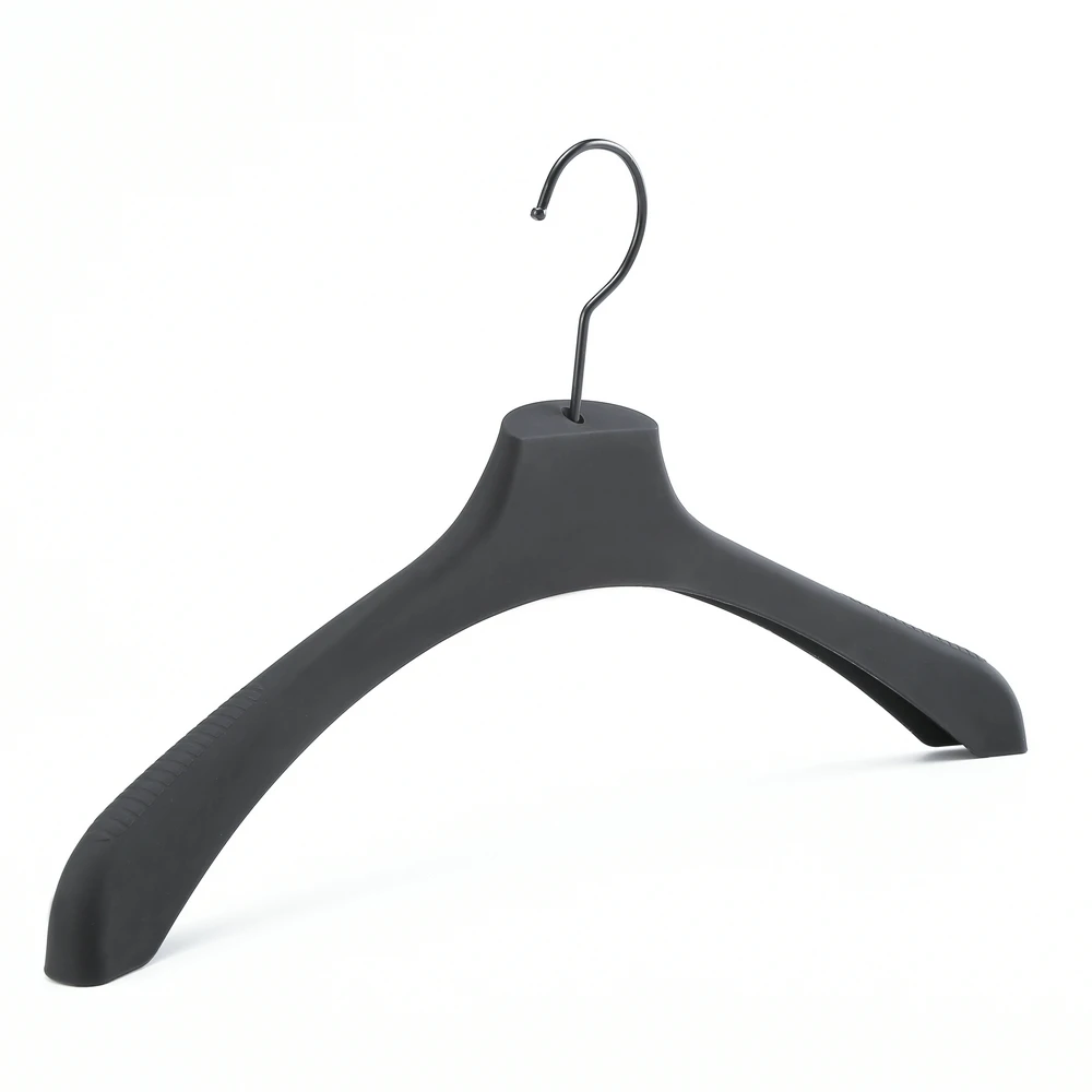 Fashion engraved plastic hanger with metal hook for garment brands