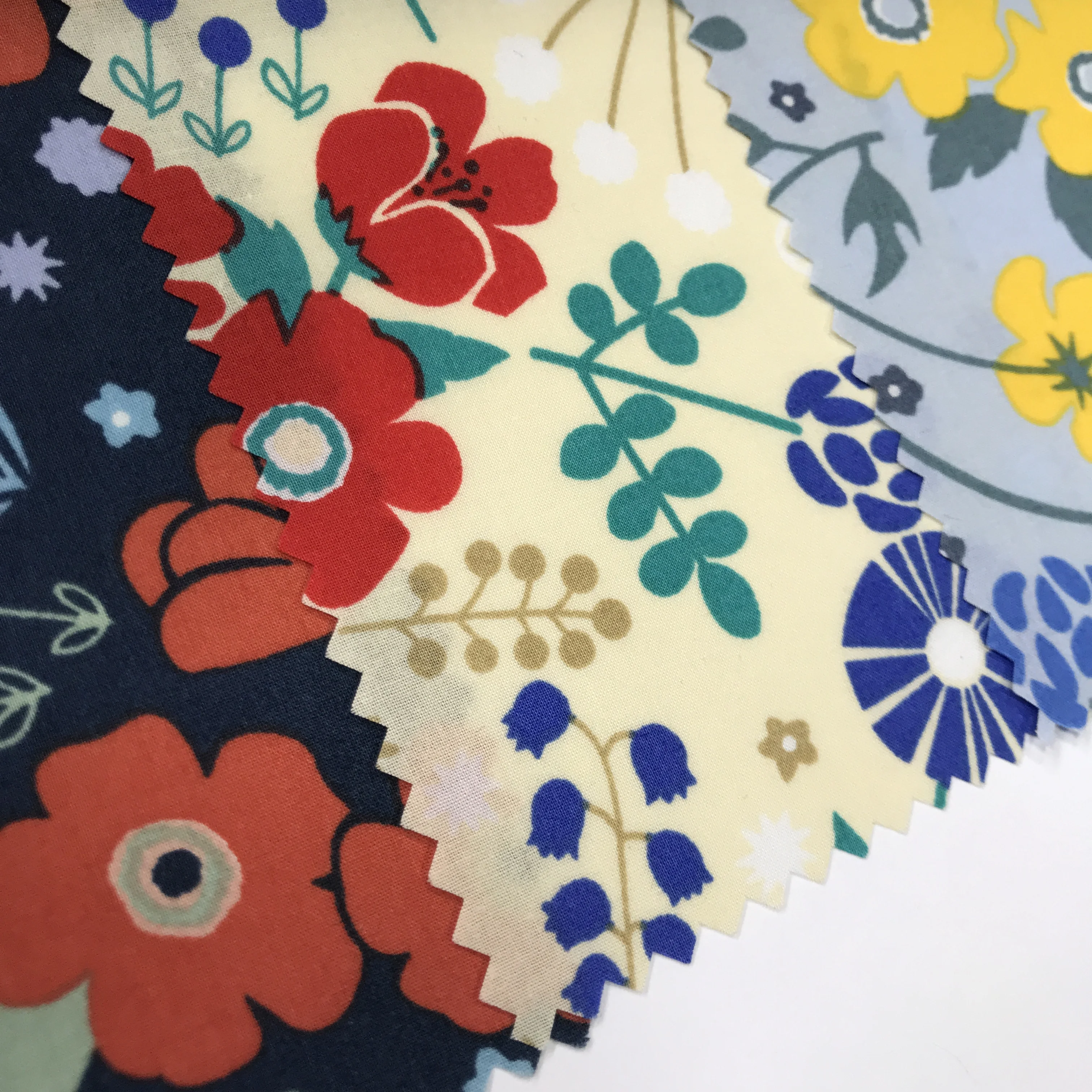 Хлопковая ткань с цветочным принтом для юбки платья для девочек