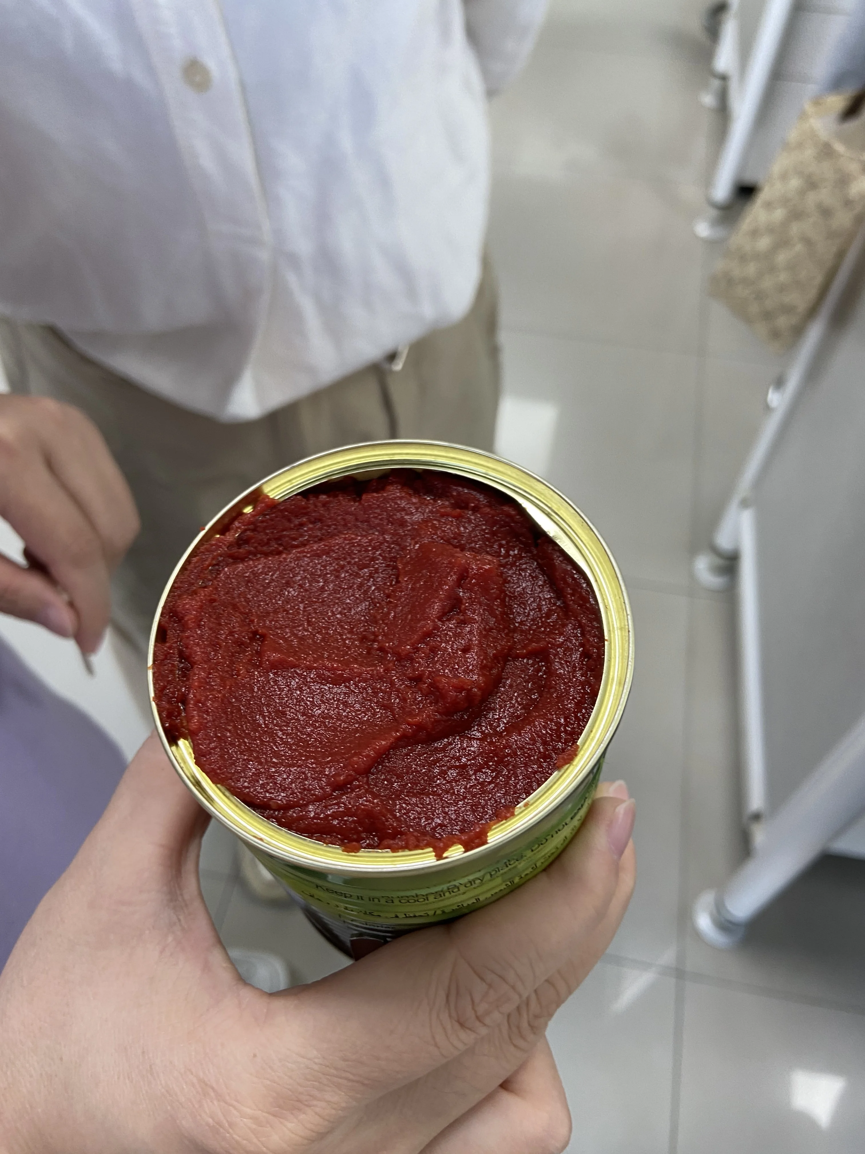 Organic Wholesale High Quality Tomato Paste 70g 210g 400g 2.2kg 28-30% Canned tomato sauce Production Line Many Sizes