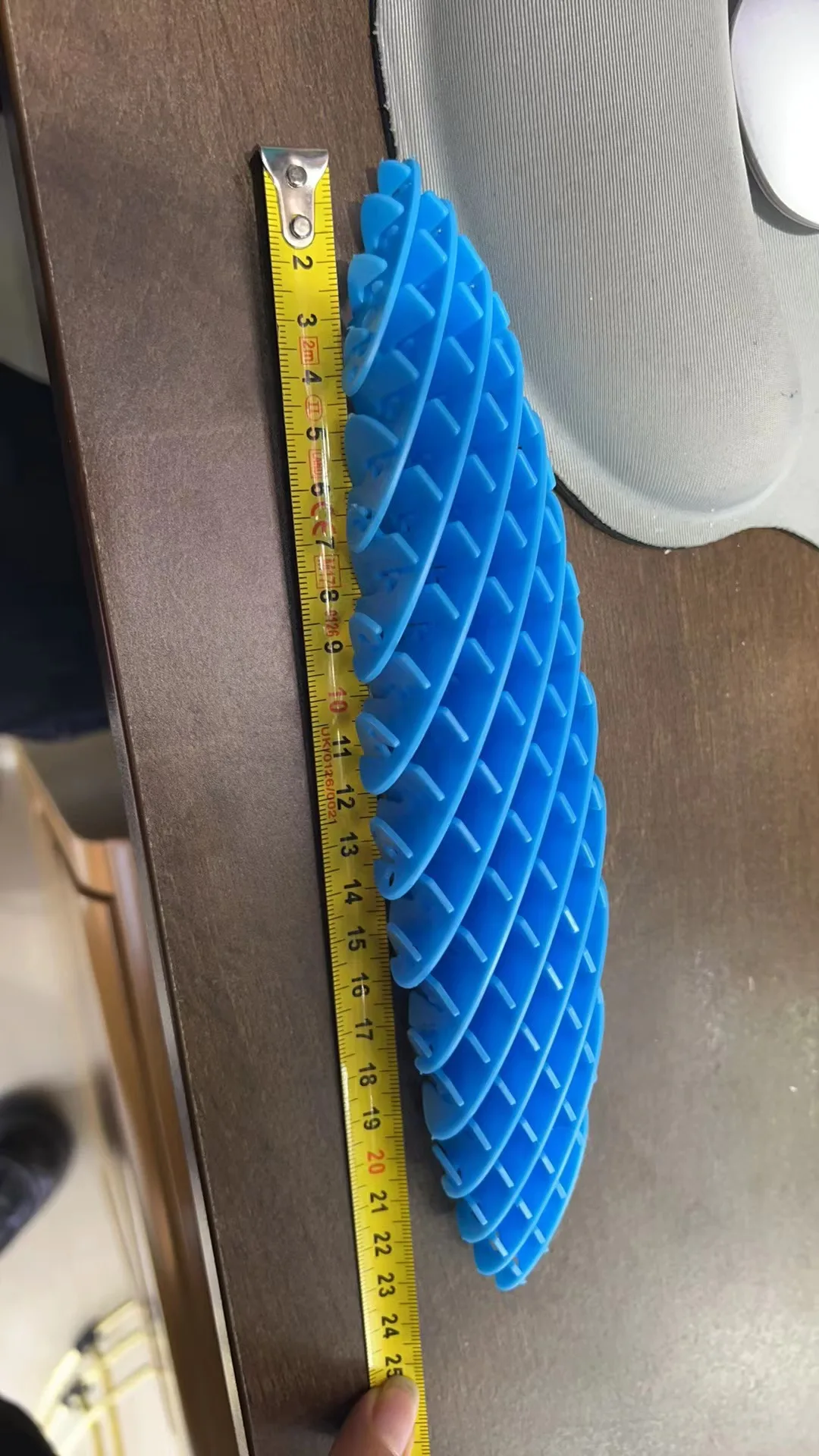 Wholesale Expanding Fidget Worm Toys Palm Play Elastic Mesh Rebound Deformable Plastic Toys