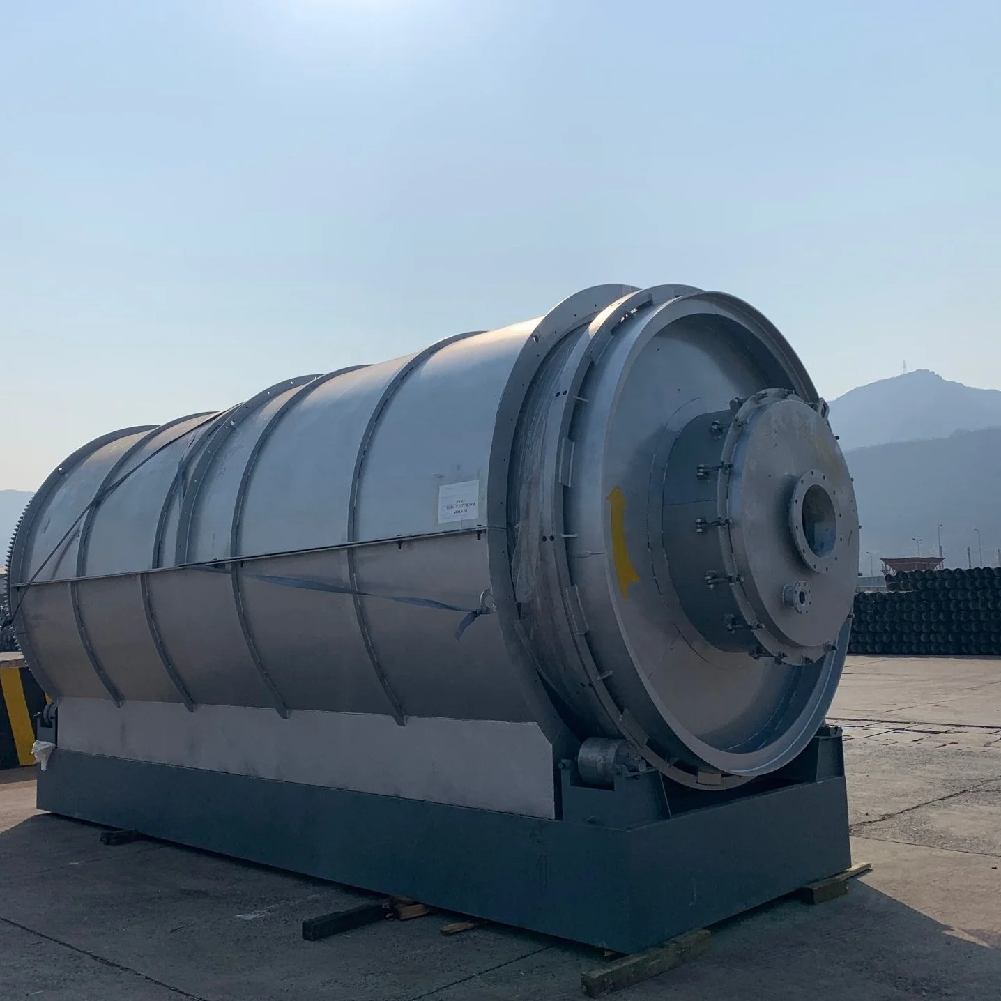 Beston Group semi-continuous waste tyre pyrolysis plant BLL-16 12-16T/D tyre pyrolysis machine with installation