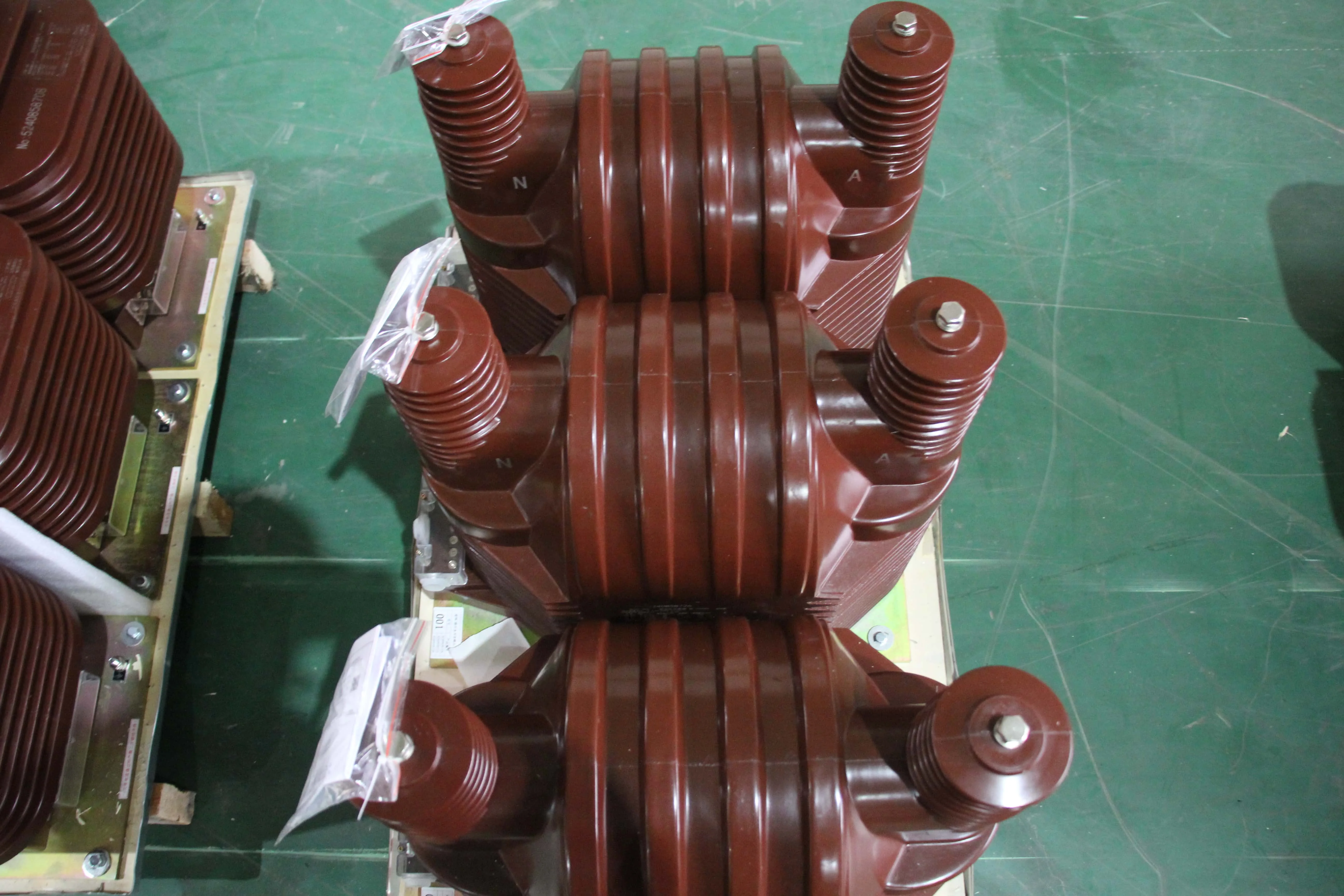 High Voltage Outdoor Cast Resin Potential Voltage Transformer 35KV Voltage Transformers