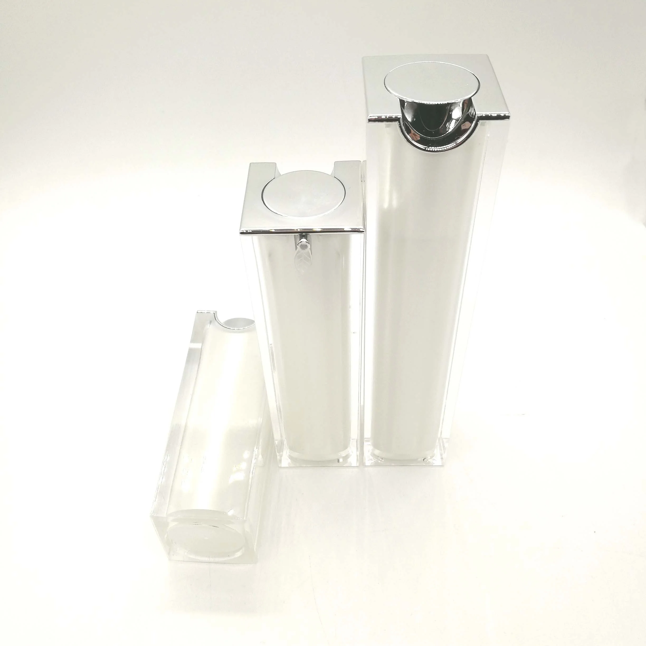 15ml 30ml 50ml gold white luxury serum bottle lotion bottles cosmetic airless lotion bottle packaging container