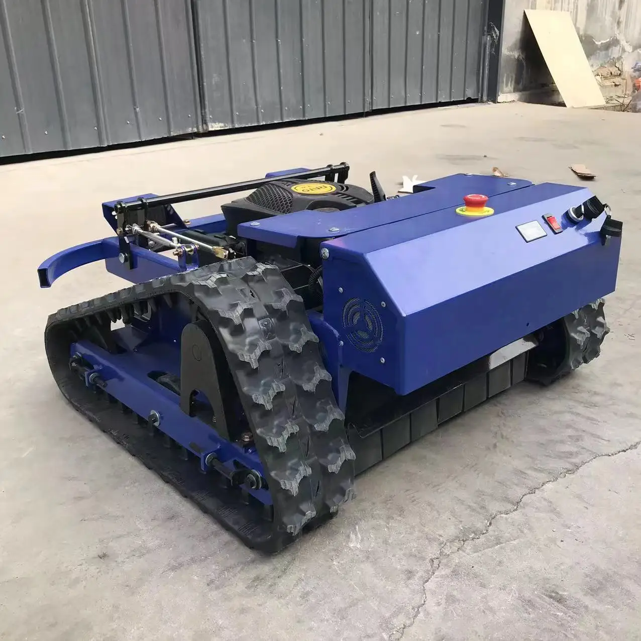 Garden lawn weed/remote-controlled lift/tracked all terrain lawn mower