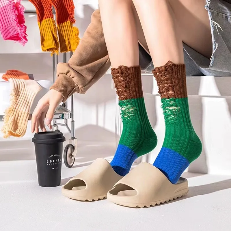Wholesale Fashion Unique Ripped Distressed Patchwork novelty Women Street cotton Ribbed crew socks