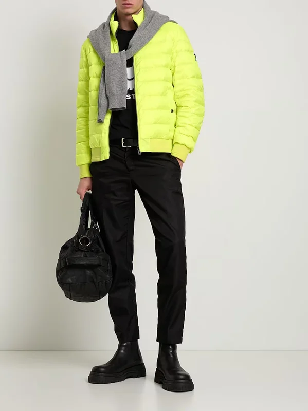 AQTQ Cheap Light Warm Duck Feather Custom Logo Nylon Black Hooded Winter Bubble Puff Filled Down Puffer Jackets Coat for Men